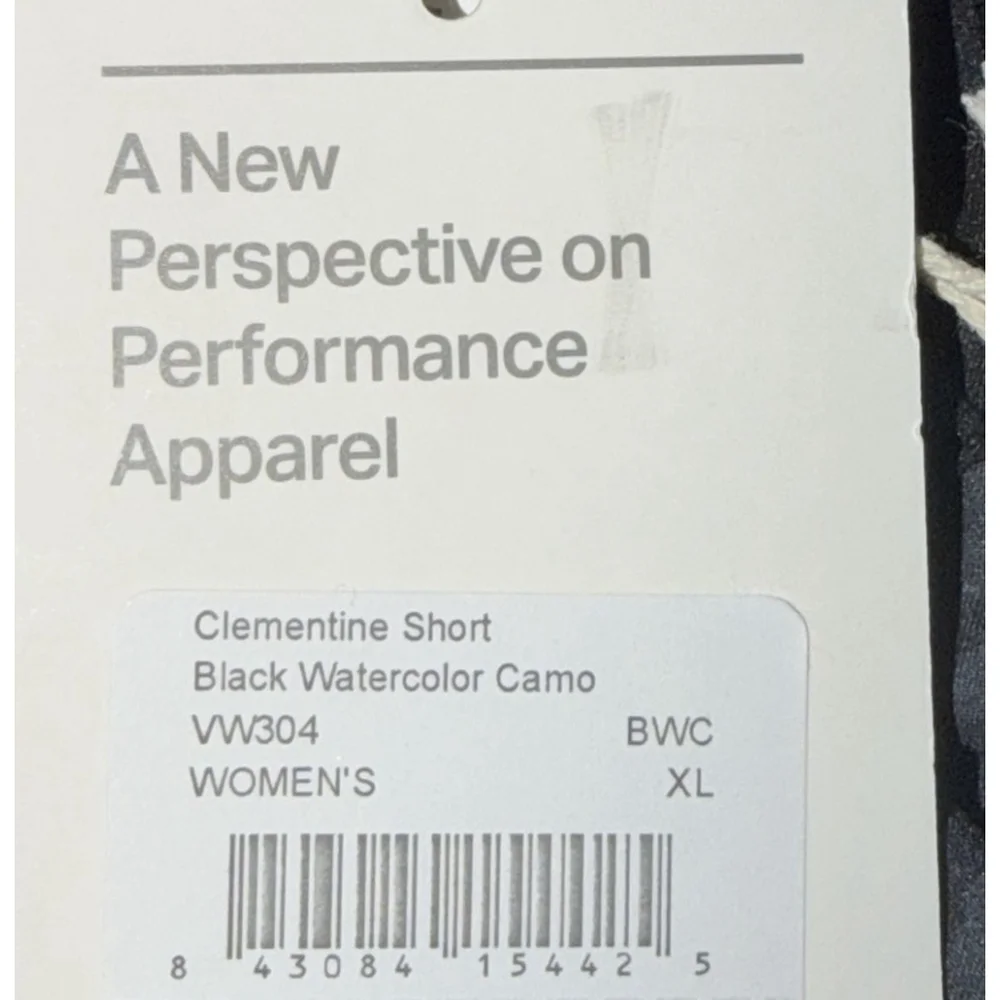 VUORI CLEMENTINE SHORT 2” BLACK WATERCOLOR CAMO SIZE XL NWT